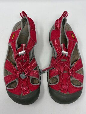 Keen women's water shoes red 9.5 EU 40 closed toe sandal
